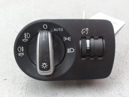 INTERIEUR COMMANDE PHARES AUDI Q3