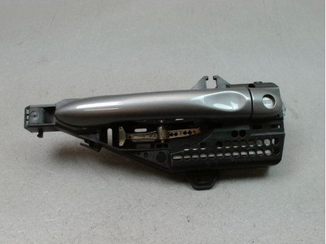 POIGNEE EXTERIEURE PORTE AVANT GAUCHE RENAULT CAPTUR Phase 1 2013-...