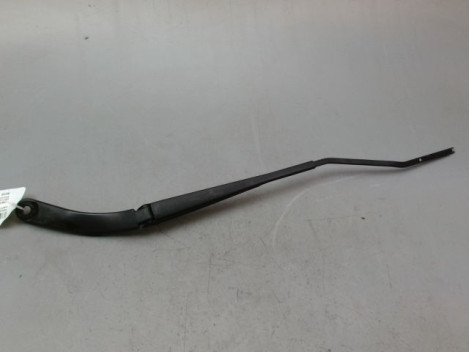 BRAS ESSUIE-GLACE AVANT GAUCHE RENAULT CAPTUR Phase 1 2013-...