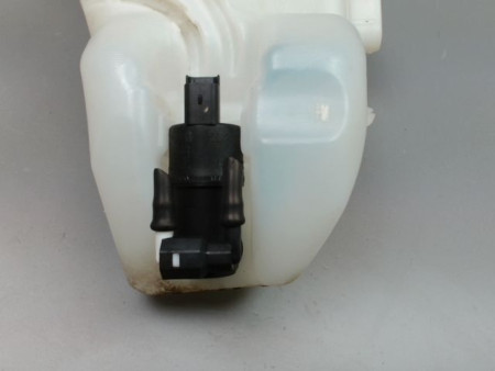 RESERVOIR LAVE-GLACE AVANT PEUGEOT 208 Phase 1 2012-...