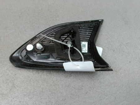 FEU ARRIERE INTERIEUR DROIT OPEL CORSA 2010-