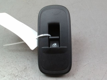 COMMANDE LEVE-GLACE PORTE AVD FIAT 500 2007-