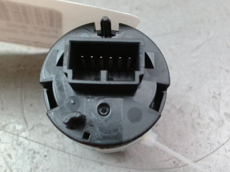 BOUTON DE DEMARRAGE FIAT 500 2007-