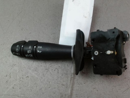 COMMANDE ECLAIRAGE DACIA LOGAN MCV I Phase 1 2007-2008