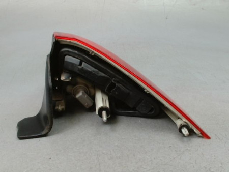 FEU ARRIERE GAUCHE  RENAULT LAGUNA III Phase 1 2007-2010