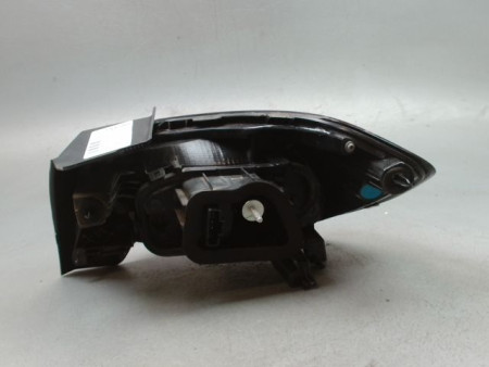 FEU ARRIERE GAUCHE  OPEL CORSA 2010-