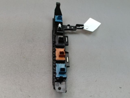 COMMANDE LEVE-GLACE PORTE AVD DS DS7