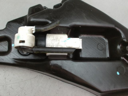 RESERVOIR LAVE-GLACE AVANT PEUGEOT 308 2011-