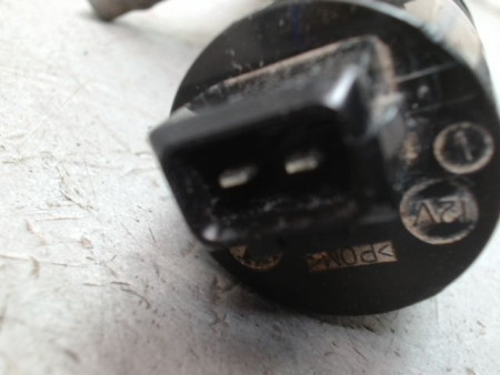 POMPE LAVE-GLACE AVANT NISSAN NOTE