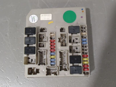 BOITE A FUSIBLES RENAULT CLIO III Phase 1 2005-2009
