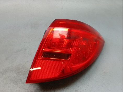 FEU ARRIERE DROIT OPEL MERIVA 2006-