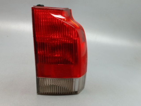FEU ARRIERE DROIT VOLVO V70 2000-