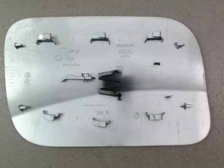 VOLET DE TRAPPE CHARGEMENT ELECTRIQUE CITROEN E-C4