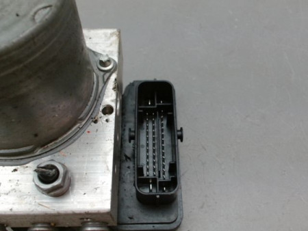 UNITE HYDRAULIQUE ABS AUDI A1
