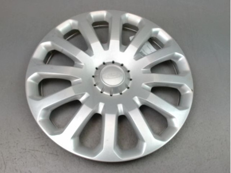 ENJOLIVEUR DE ROUE FORD FIESTA VI PHASE 1 2008-...