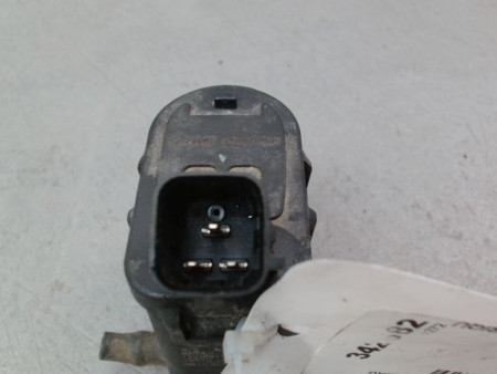 POMPE LAVE-GLACE AVANT KIA SPORTAGE