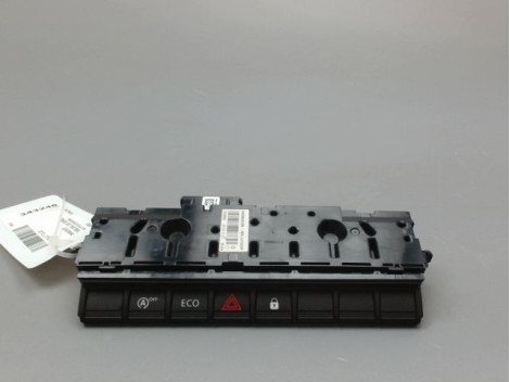 BOUTON DE WARNING RENAULT CLIO