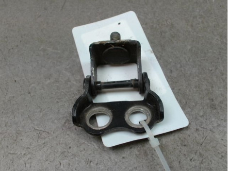 CHARNIERE HAYON D TOYOTA YARIS 2005-