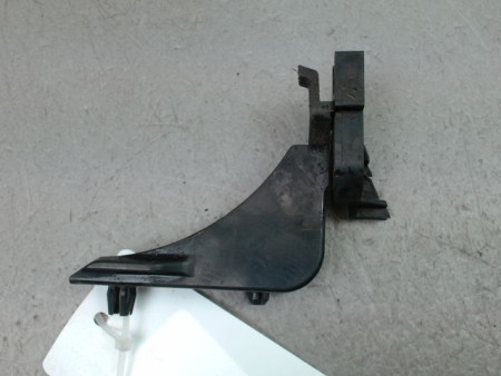 SUPPORT PARE-CHOC AVG TOYOTA YARIS I Phase 2 2003-2005