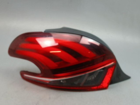 FEU ARRIERE GAUCHE  PEUGEOT 208