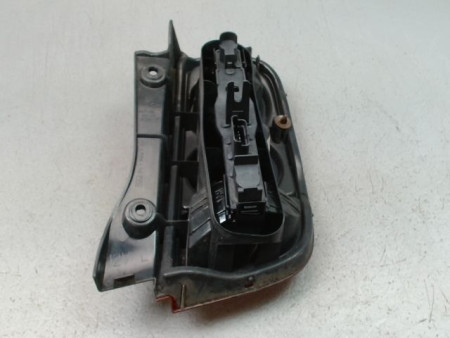 FEU ARRIERE GAUCHE  NISSAN MICRA III Phase 3 2007-2010