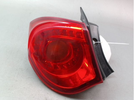 FEU ARRIERE GAUCHE  ALFA ROMEO GUILIETTA 2010-