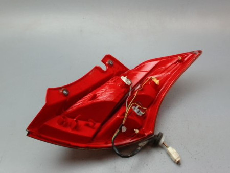 FEU ARRIERE GAUCHE  SUZUKI SWIFT III 2005-2011
