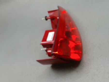 FEU ARRIERE GAUCHE  PEUGEOT 807 MONOSP. 2002-2014