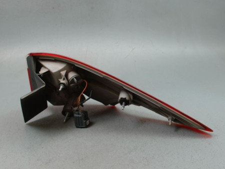 FEU ARRIERE GAUCHE  FORD FOCUS BREAK 2005-