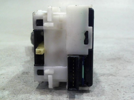 COMMANDE ECLAIRAGE NISSAN PATHFINDER BREAK II Phase 1 2005-2010