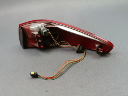 FEU ARRIERE GAUCHE  PEUGEOT 607 BERL. Phase 2 2004-2010
