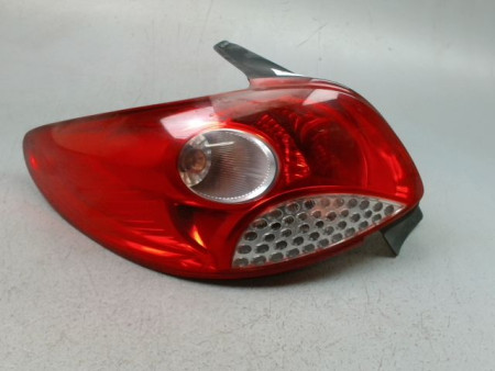 FEU ARRIERE GAUCHE  PEUGEOT 206 + 2009-2013
