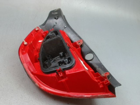 FEU ARRIERE DROIT RENAULT CLIO III Phase 2 2009-2014