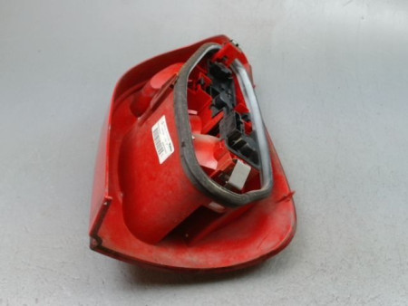 FEU ARRIERE GAUCHE  CITROEN XSARA PICASSO MONOSP. 1999-2010