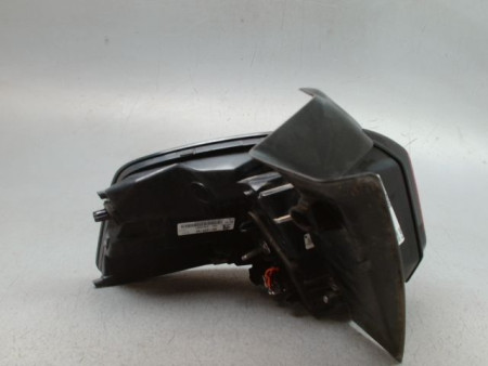 FEU ARRIERE DROIT PEUGEOT 5008 2009-
