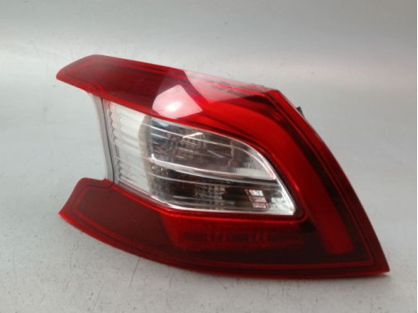 FEU ARRIERE GAUCHE  PEUGEOT 308 2011-