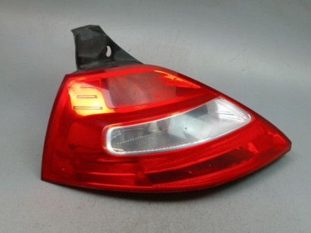 FEU ARRIERE GAUCHE  RENAULT MEGANE II Phase 2 2006-2009