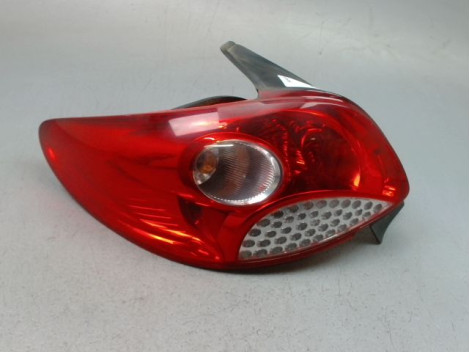 FEU ARRIERE GAUCHE  PEUGEOT 206 + 2009-2013