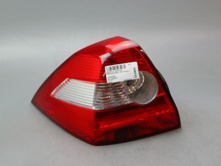 FEU ARRIERE GAUCHE  RENAULT MEGANE BERL. II Phase 1 2003-2005