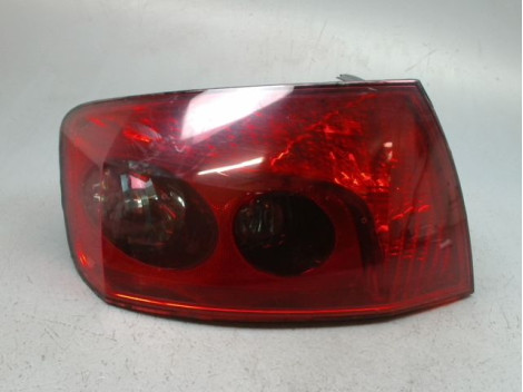 FEU ARRIERE GAUCHE  PEUGEOT 407 BERL. Phase 1 2004-2008