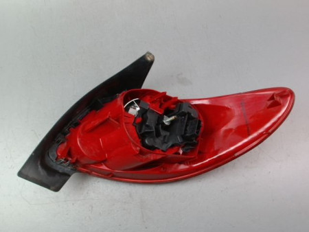 FEU ARRIERE GAUCHE  PEUGEOT 206 1998-2009