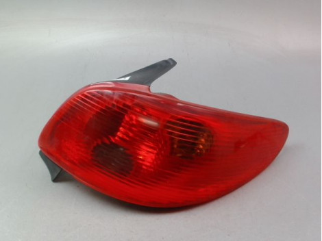 FEU ARRIERE DROIT PEUGEOT 206 1998-2009