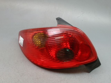 FEU ARRIERE GAUCHE  PEUGEOT 206 1998-2009