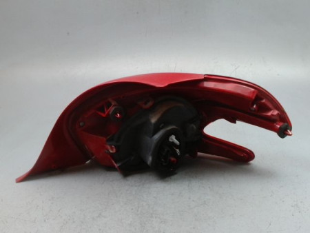 FEU ARRIERE GAUCHE  PEUGEOT 208 Phase 1 2012-...