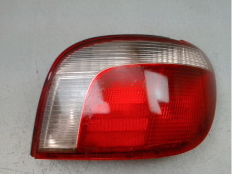 FEU ARRIERE DROIT TOYOTA YARIS I Phase 1 1999-2003