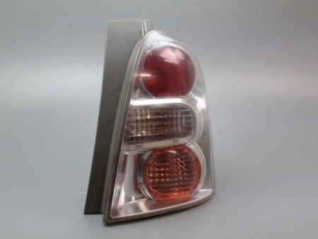 FEU ARRIERE DROIT TOYOTA COROLLA VERSO II Phase 2 2007-2009