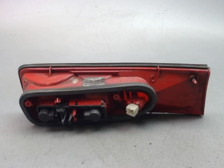 FEU ARRIERE INTERIEUR GAUCHE RENAULT SAFRANE Phase 2 1996-2000