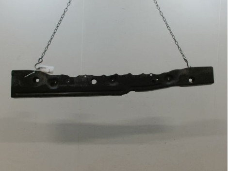 TRAVERSE INFERIEURE ARMATURE AVANT NISSAN NOTE