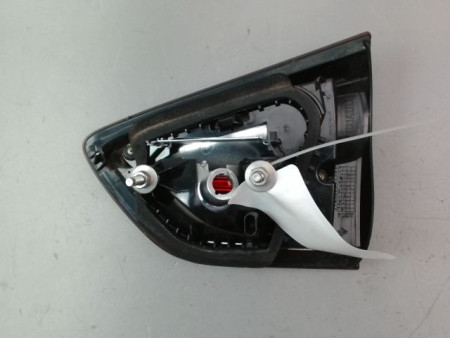 FEU ARRIERE INTERIEUR GAUCHE RENAULT CLIO BREAK IV Phase 1 2012-...