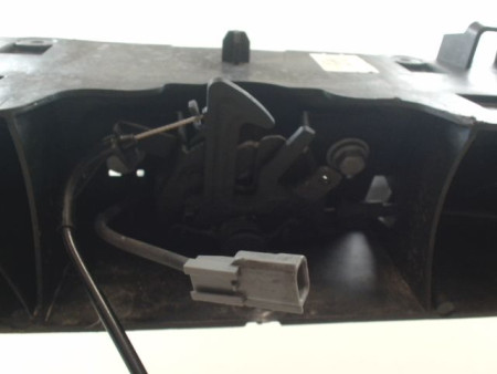 TRAVERSE SUPERIEURE ARMATURE AVANT RENAULT ZOE
